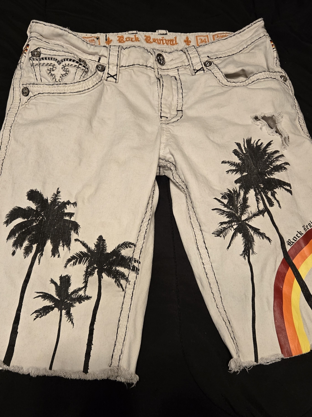 Rock Revival Men’s White Palm-Print Jeans Size 34